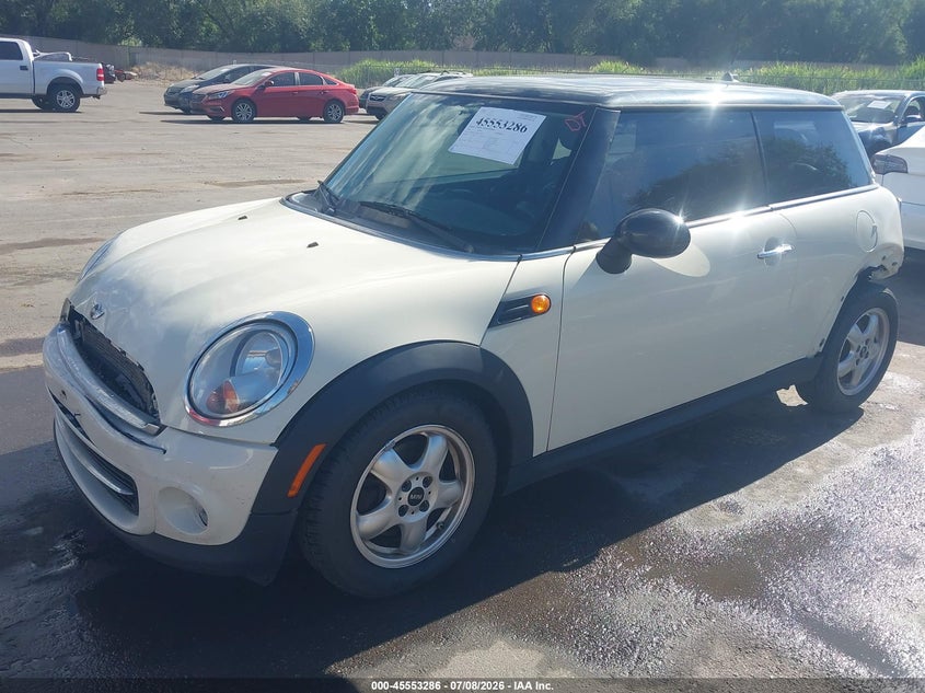 2011 MINI COOPER auction photo 2