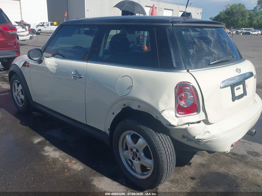 2011 MINI COOPER auction photo 3