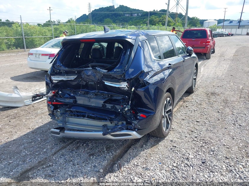 2024 MITSUBISHI OUTLANDER auction photo 4