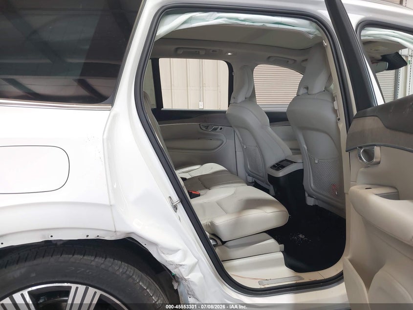 VOLVO XC90 - zdjęcie 8