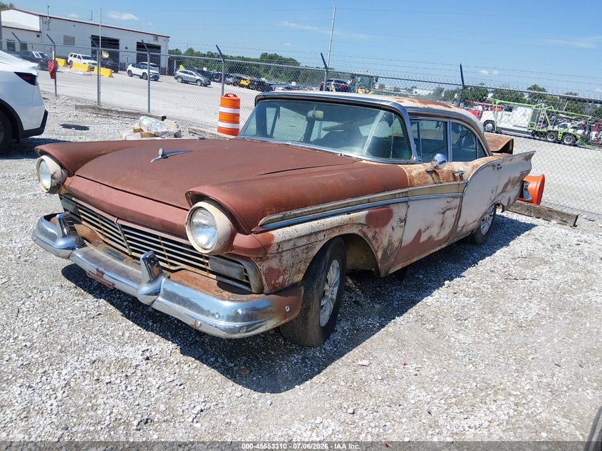 1957 FORD 4 DOOR SEDAN auction photo 2