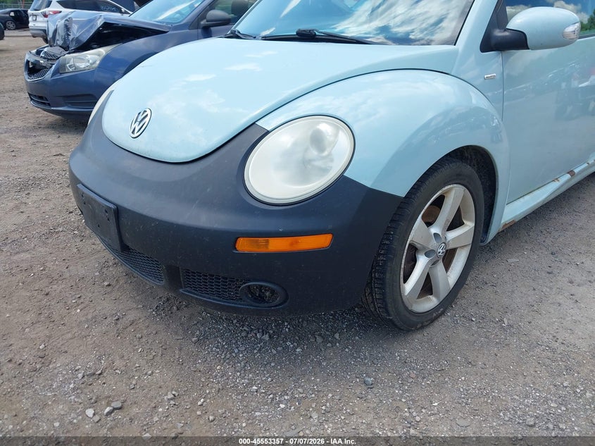 2010 Volkswagen New Beetle 2.5L Final Edition VIN: 3VWRW3AG5AM023627 Lot: 45553357