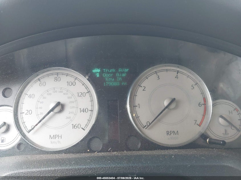 2007 CHRYSLER 300C auction photo 7
