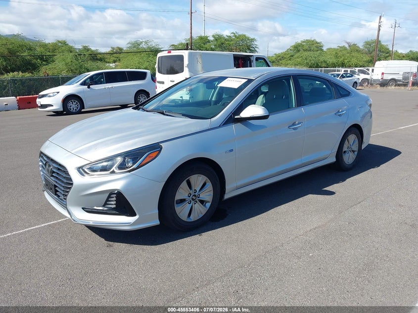 2018 Hyundai Sonata Hybrid Se VIN: KMHE24L38JA084136 Lot: 45553406