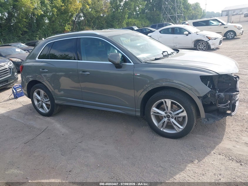 AUDI Q3 - zdjęcie 13