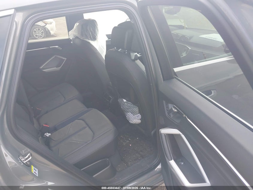 AUDI Q3 - zdjęcie 8