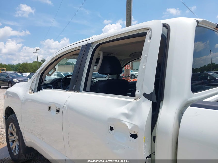 2018 Nissan Titan Sl VIN: 1N6AA1E59JN535244 Lot: 45553554