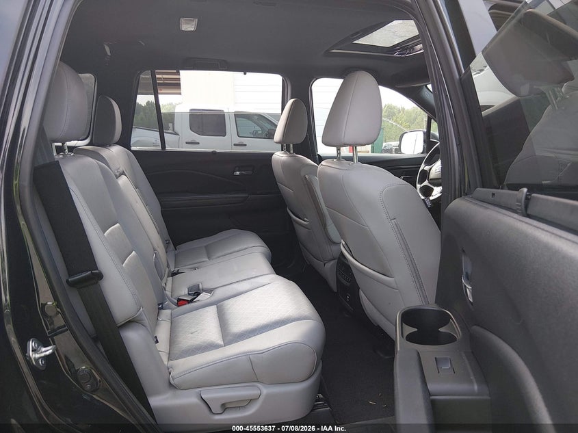 2019 Honda Passport Touring VIN: 5FNYF7H9XKB010374 Lot: 45553637