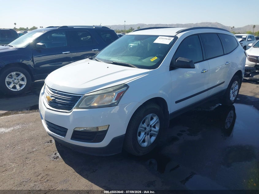 2017 Chevrolet Traverse, Right Front, IAAI, VIN 1GNKRFKD2HJ214695 — photo 2