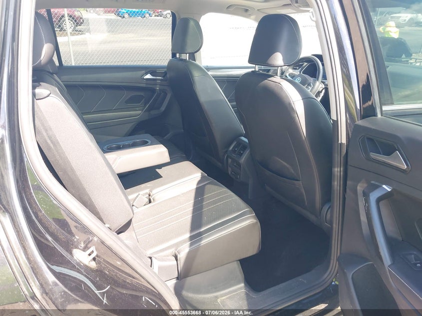 VOLKSWAGEN TIGUAN 2022 VIN 3VV3B7AX6NM167478