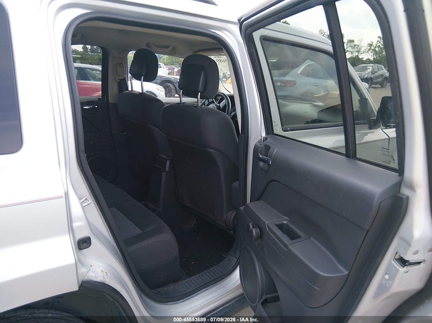 2012 JEEP PATRIOT auction photo 8