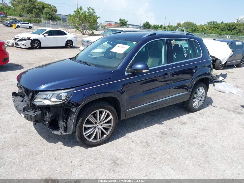 2016 VOLKSWAGEN TIGUAN auction photo 2
