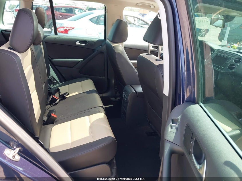 2016 VOLKSWAGEN TIGUAN auction photo 8