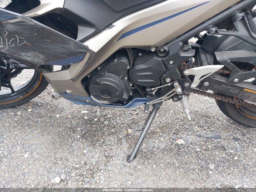 2023 Kawasaki Ex400 VIN: JKAEXKH17PDAP7121 Lot: 45553692