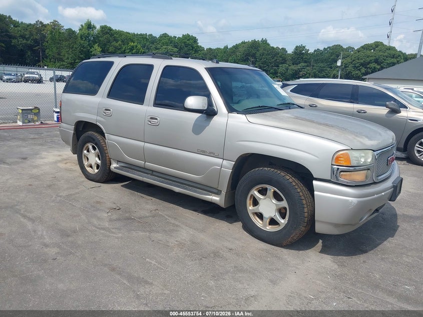 2005 GMC YUKON auction photo 1