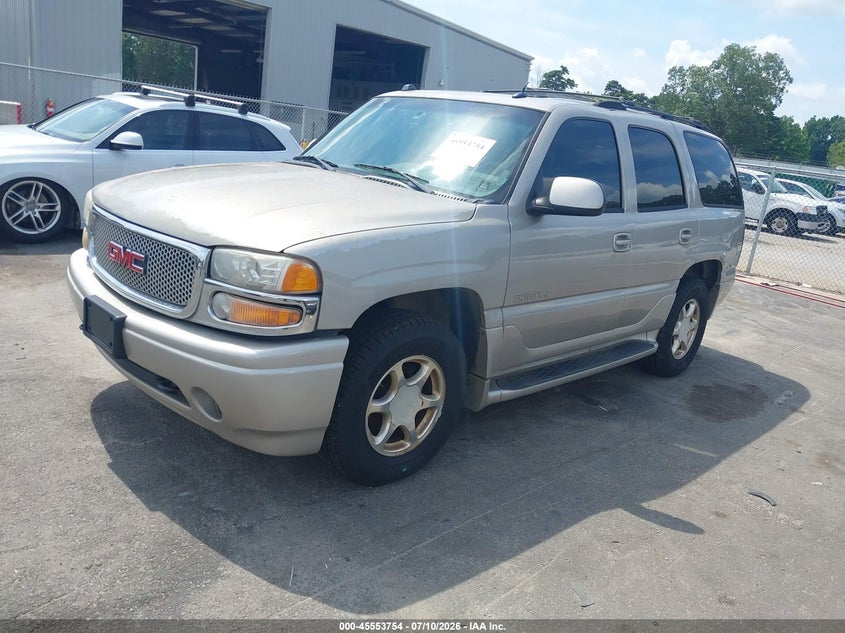 2005 GMC YUKON auction photo 2