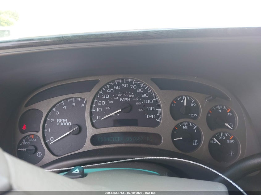 2005 GMC YUKON auction photo 7