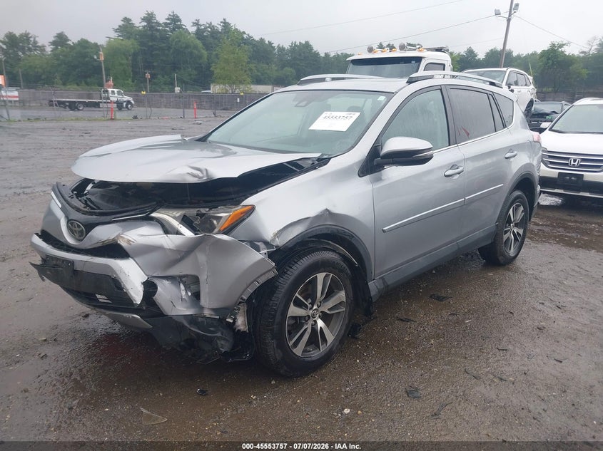 2017 Toyota Rav4 Xle 2T3RFREVXHW591363 photo 1