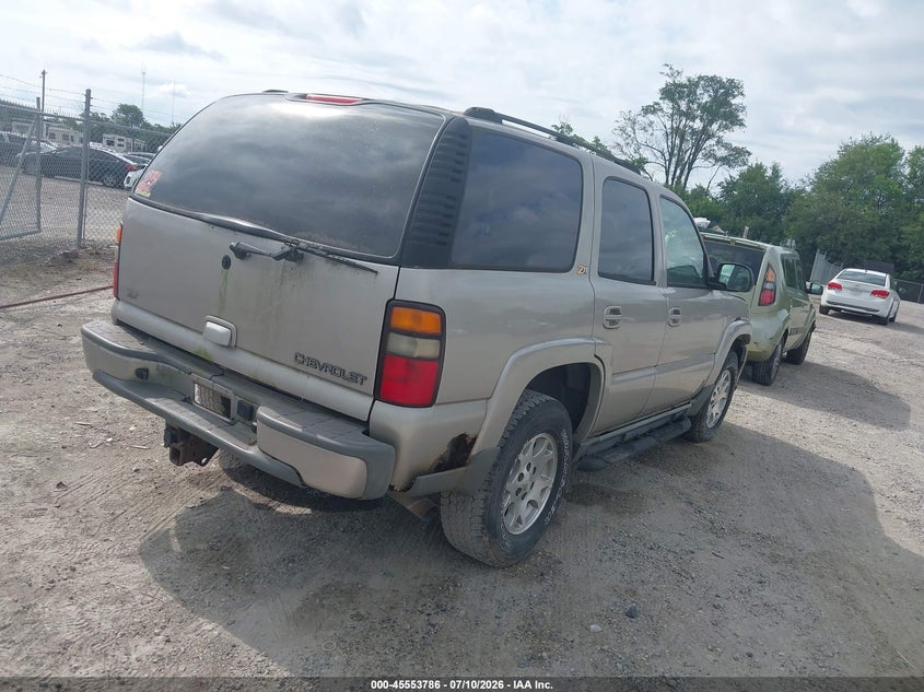 2004 CHEVROLET TAHOE auction photo 4