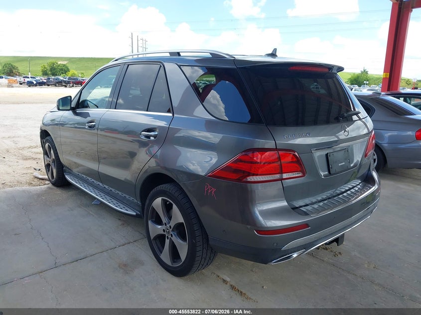 AtlanticExpress - Mercedes-Benz GLE-Class