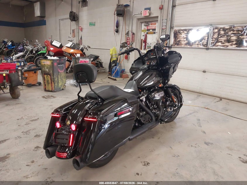2018 Harley-Davidson Fltrxs Road Glide Special VIN: 1HD1KTC19JB641981 Lot: 45553847