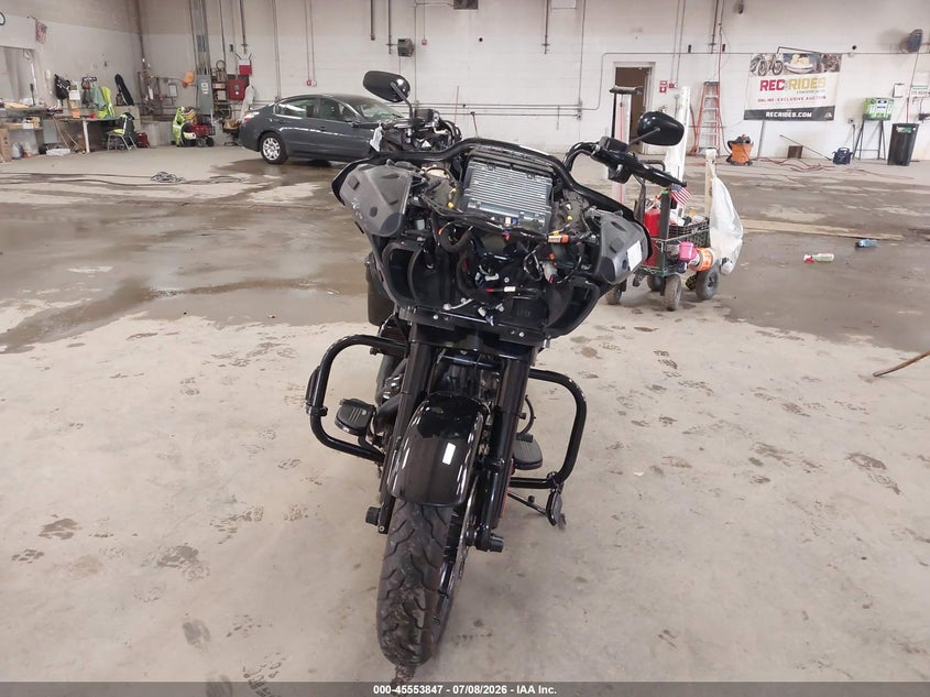 2018 Harley-Davidson Fltrxs Road Glide Special VIN: 1HD1KTC19JB641981 Lot: 45553847