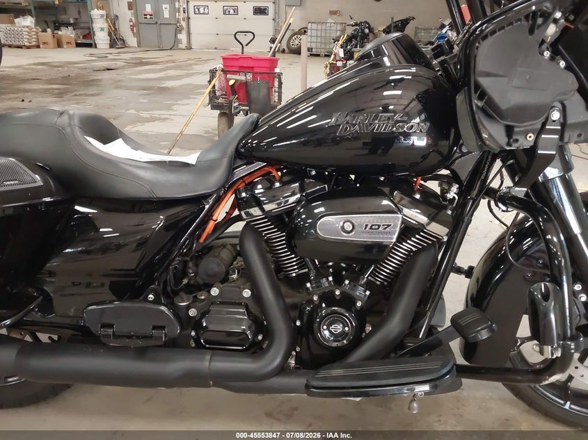 2018 Harley-Davidson Fltrxs Road Glide Special VIN: 1HD1KTC19JB641981 Lot: 45553847