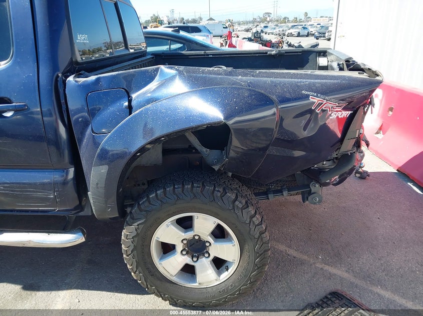 2013 TOYOTA TACOMA auction photo 6