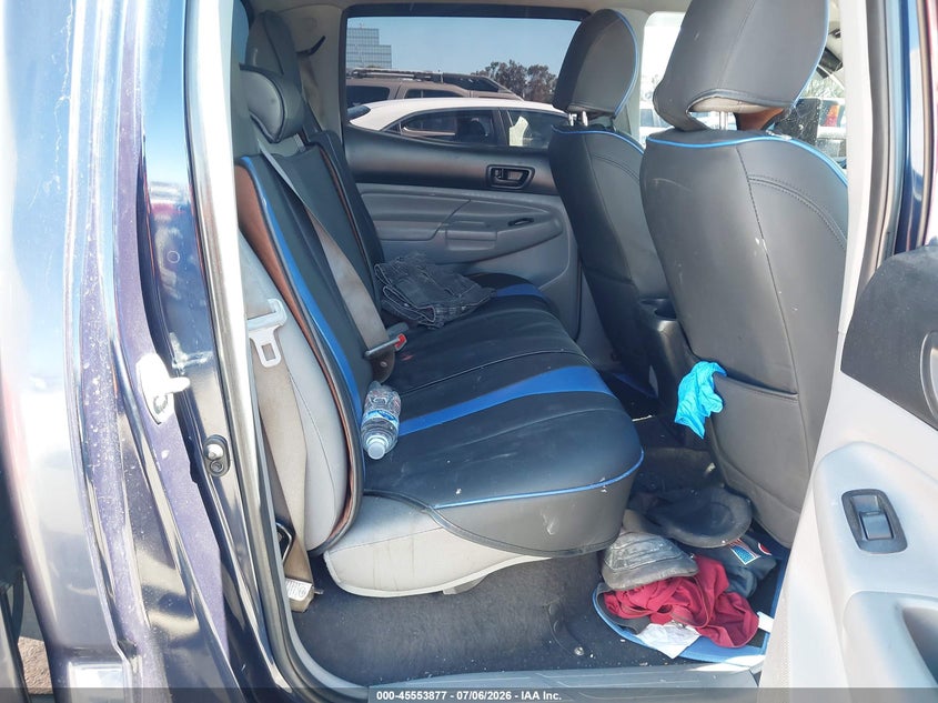 2013 TOYOTA TACOMA auction photo 8