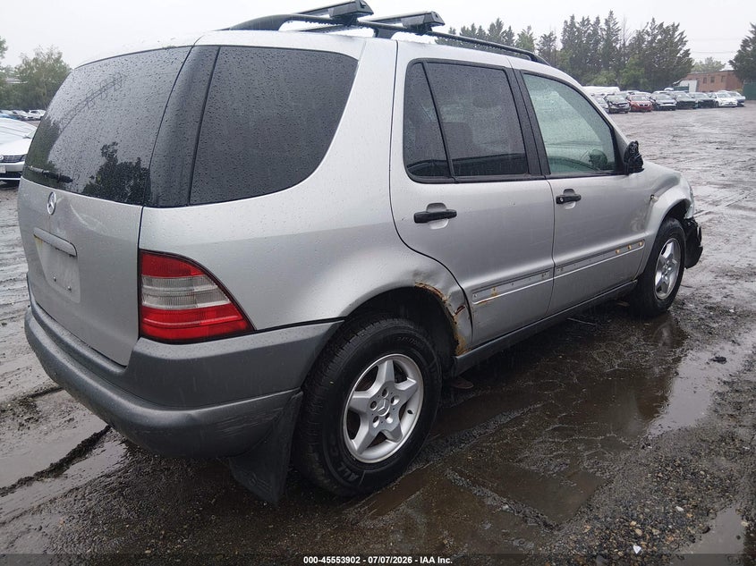 1999 MERCEDES-BENZ ML 320 auction photo 4
