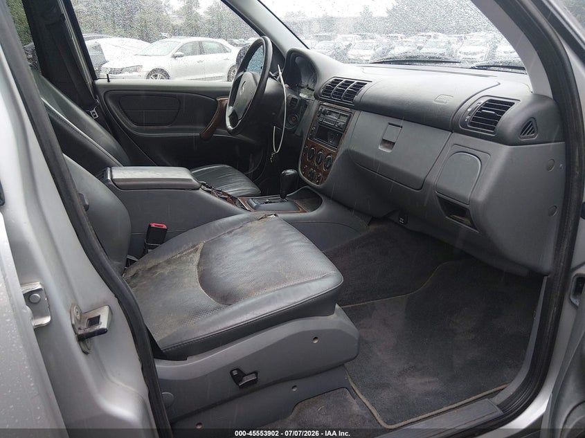 1999 MERCEDES-BENZ ML 320 auction photo 5