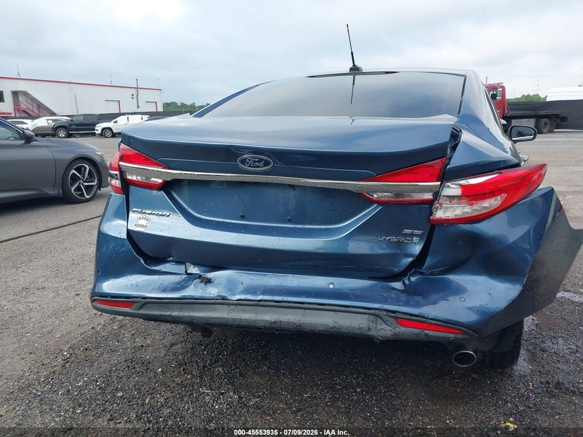 VIN: 3FA6P0LU2JR255695 2018 FORD FUSION HYBRID SE