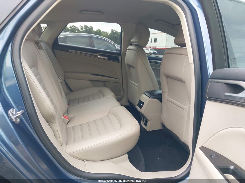 VIN: 3FA6P0LU2JR255695 2018 FORD FUSION HYBRID SE