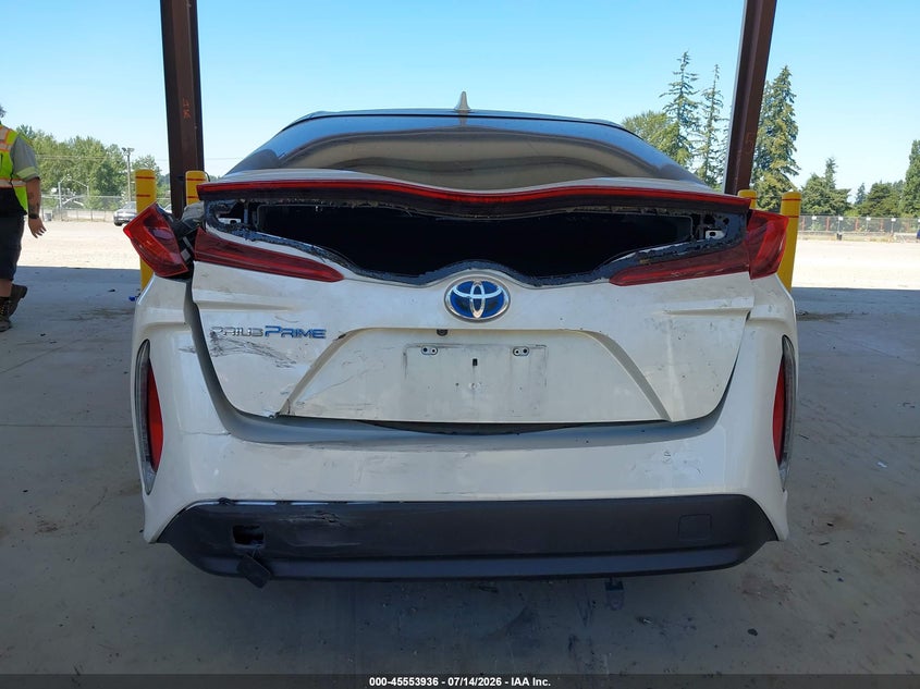 2018 Toyota Prius Prime Premium VIN: JTDKARFP3J3082014 Lot: 45553936
