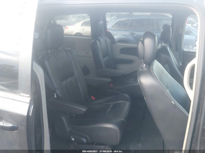 AtlanticExpress - Chrysler Town & Country