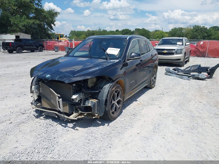 2018 BMW X1 auction photo 2