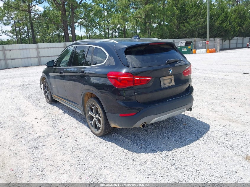 2018 BMW X1 auction photo 3
