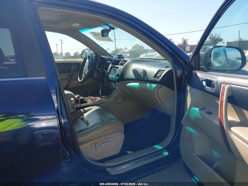 AtlanticExpress - Toyota Highlander