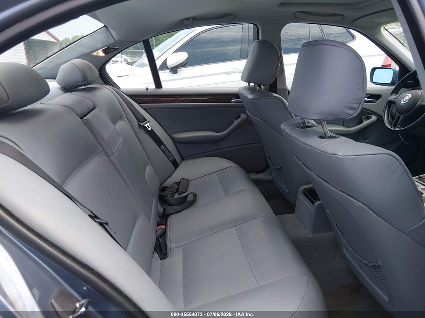 2002 BMW 3 SERIES auction photo 8