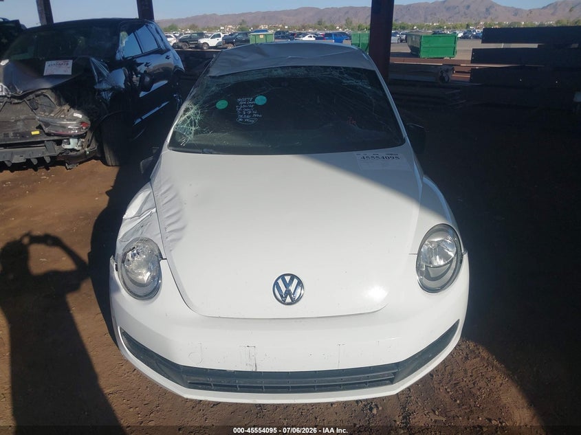 2016 Volkswagen Beetle 1.8T S VIN: 3VWF17AT1GM630168 Lot: 45554095