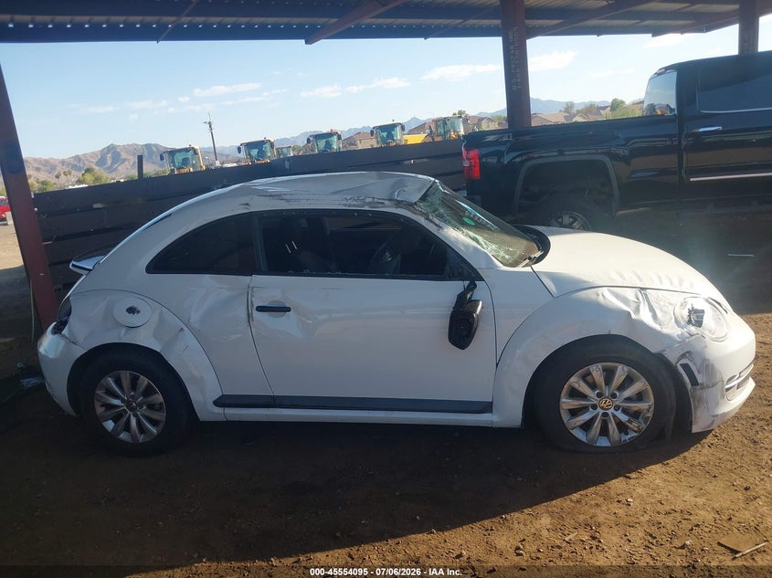 2016 Volkswagen Beetle 1.8T S VIN: 3VWF17AT1GM630168 Lot: 45554095