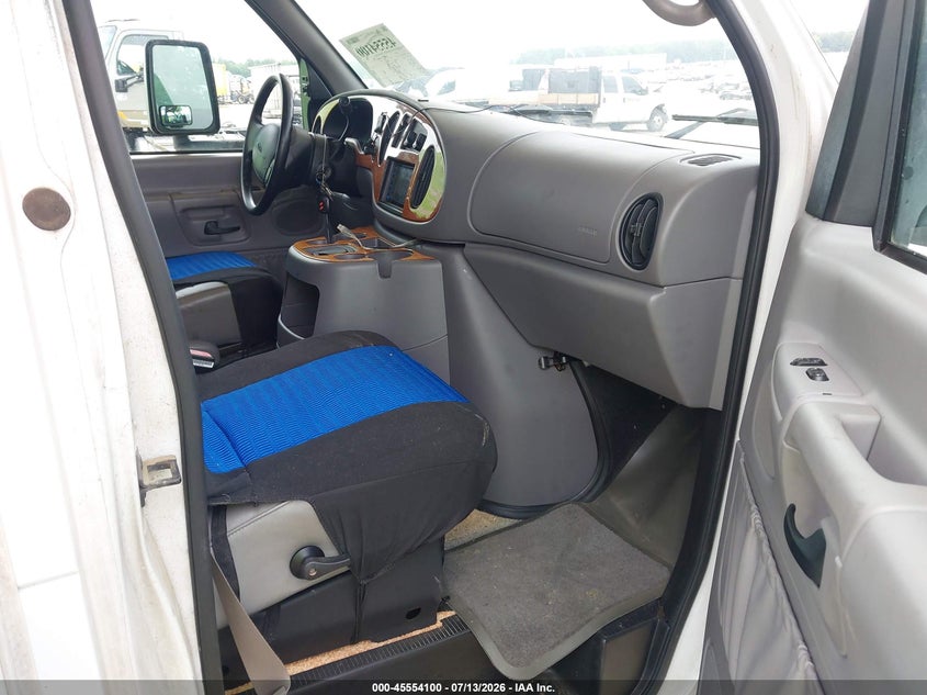 2001 FORD E-450 CUTAWAY auction photo 7