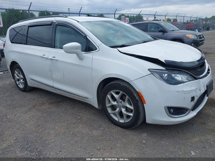 Vin: 2c4rc1bg3hr784898, lot: 46052437, chrysler pacifica touring-l 2017 img_1