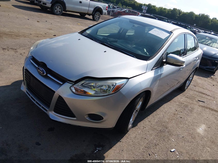 2014 Ford Focus, Right Side, IAAI, VIN 1FADP3F21EL106508 — photo 2