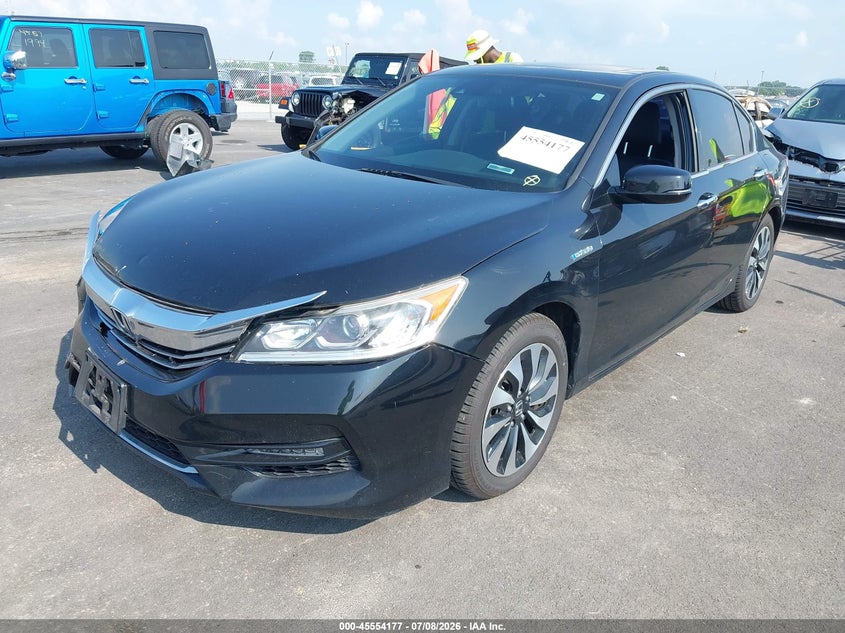 2017 Honda Accord, Перед і зад, IAAI, VIN JHMCR6F50HC005975 — фото 2