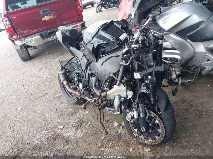 2020 KAWASAKI ZX1002 auction photo 1
