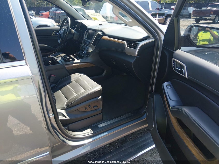 2020 GMC YUKON auction photo 5