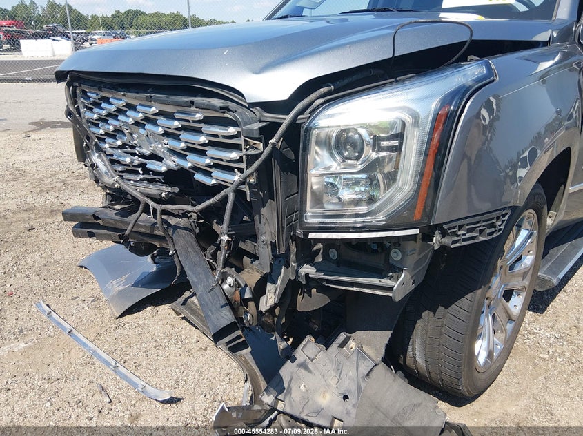 2020 GMC YUKON auction photo 6