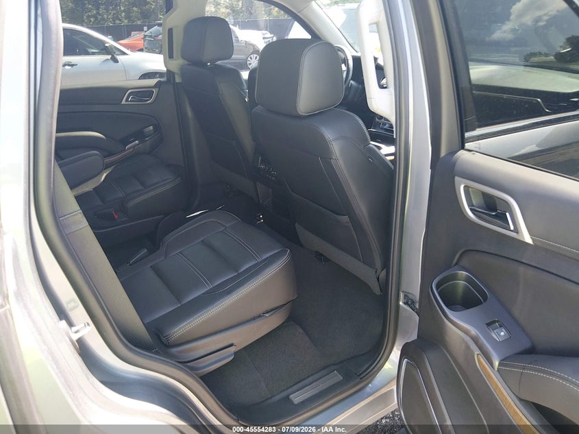 2020 GMC YUKON auction photo 8