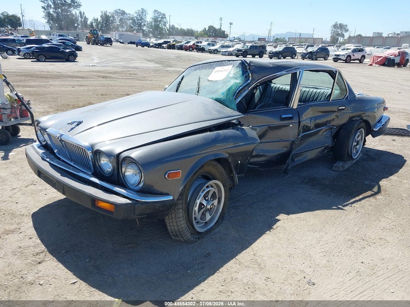 1985 JAGUAR XJ6 auction photo 2